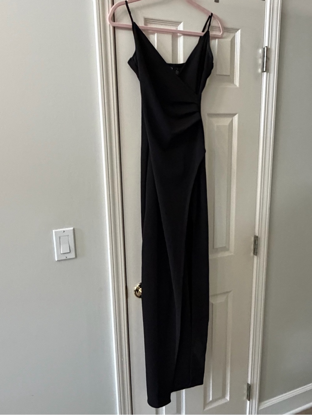 Windsor Sasha Black Crepe V-Neck High Slit Maxi Gown S
